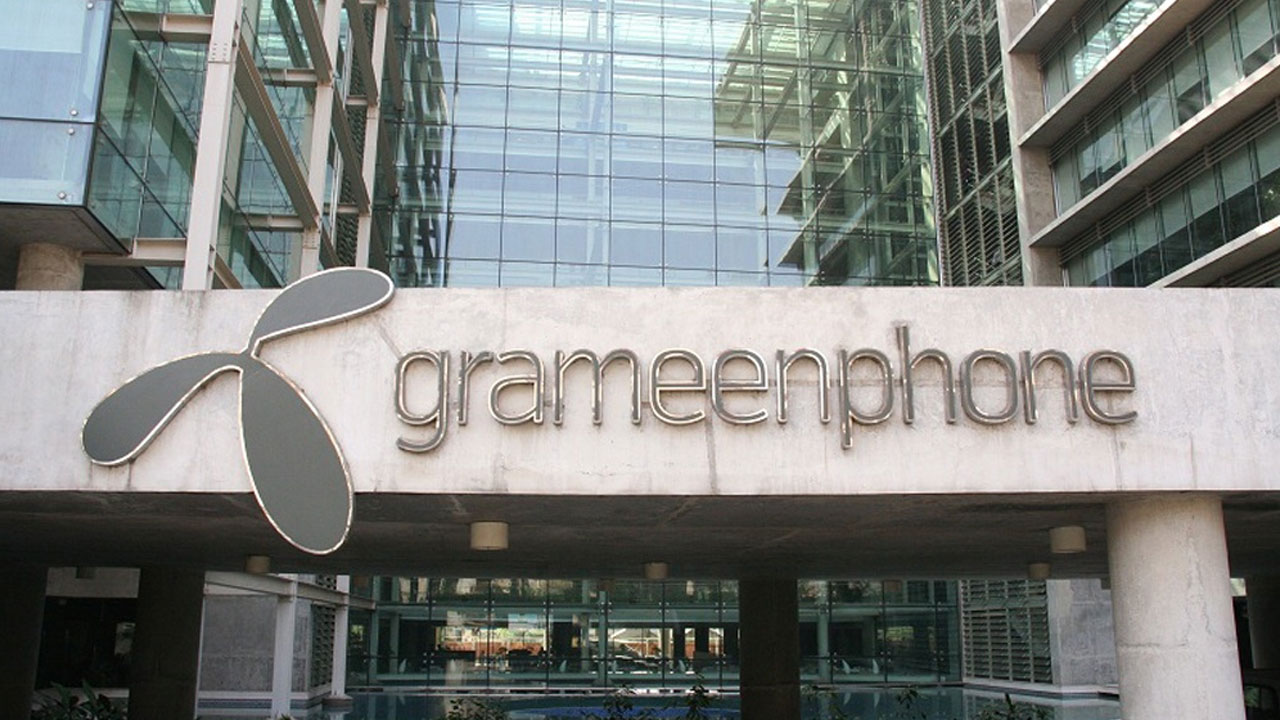 ৭০০ মেগাহার্জ স্পেকট্রামের বরাদ্দপত্র পেয়েছে গ্রামীণফোন