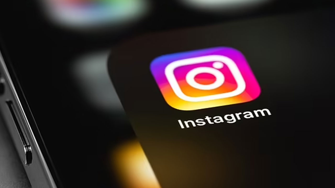 ইনস্টাগ্রাম বিভ্রাটে বিশ্বেরজুড়ে ব্যবহারকারীরা ভোগান্তিতে
