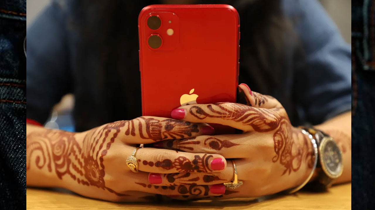 বিশ্বজুড়ে আইফোন চাহিদার এক চতুর্থাংশ উৎপাদন হবে ভারতে