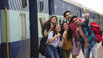 ঈদের ছুটিতে যেসব ডিভাইস ও গ্যাজেট হতে পারে স্মার্ট সঙ্গী